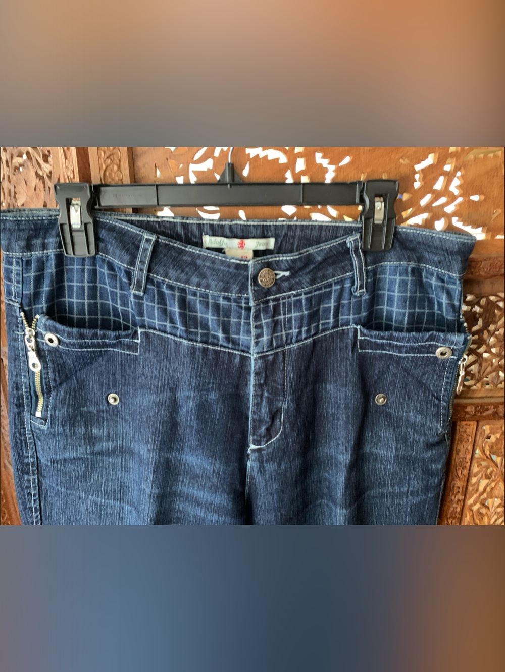 Adolfo Dark Blue Straight-Leg Jeans with Subtle Stitching